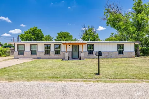 1020 Cactus Ln, San Angelo, TX 76903