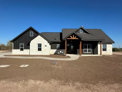 9794 Grey Wolf Ln, San Angelo, TX 76901