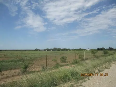 420 Juniper Rd, Bronte, TX 76933 photo 2