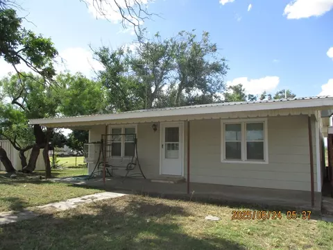 420 Juniper Rd, Bronte, TX 76933 photo 6