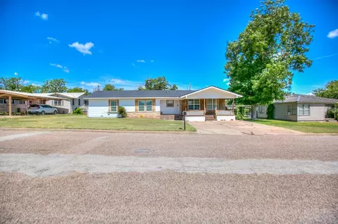 Other - 202 Sharp Ave, Ballinger, TX 76821 photo 1 of 7
