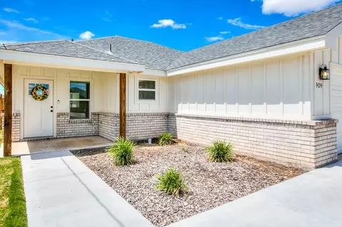 909 E 39th St, San Angelo, TX 76903