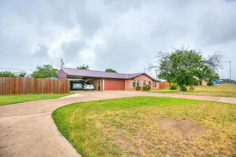 1723 Junius St, San Angelo, TX 76901