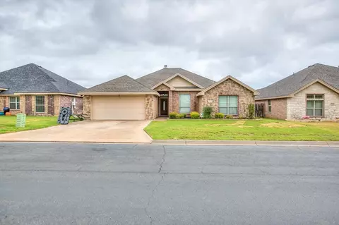 3926 Blair Ln, San Angelo, TX 76904