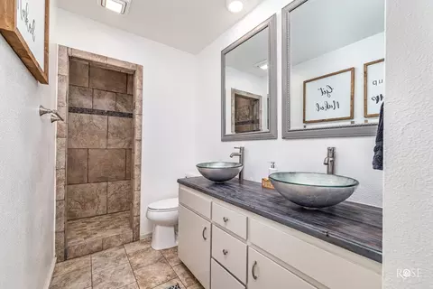 412 E Holmes Ave, Bronte, TX 76933 photo 25