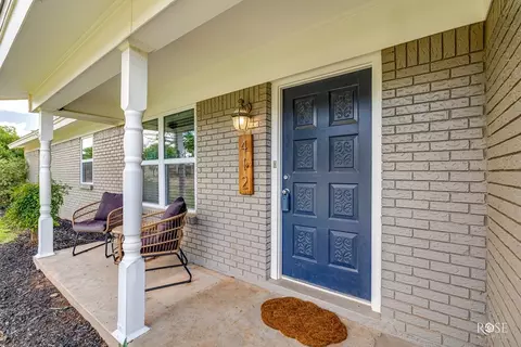 412 E Holmes Ave, Bronte, TX 76933 photo 9