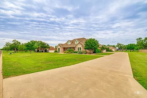 1527 Barbara Ave, San Angelo, TX 76904