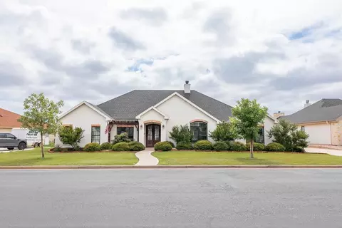 5426 Enclave Ct, San Angelo, TX 76904