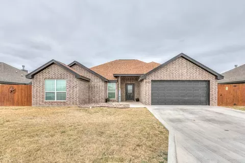 1933 Lamplighter Ln, San Angelo, TX 76904