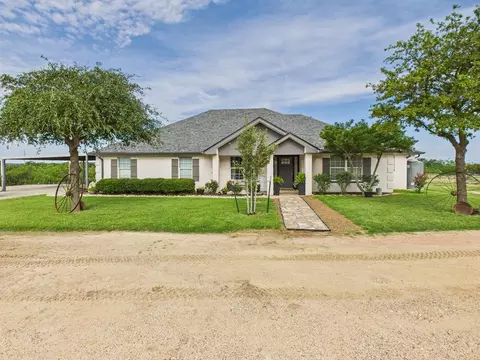16937 Amanda Dr, Christoval, TX 76935