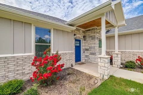 17643 Mccrary, Water Valley, TX 76958