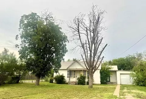 3201 Travis St, San Angelo, TX 76901