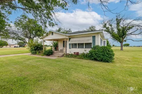 405 W W St, Eldorado, TX 76936