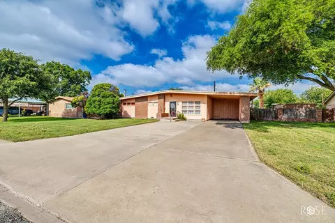 1003 N N Plz, Big Lake, TX 76932