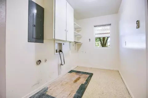 501 E Holmes Ave, Bronte, TX 76933 photo 17