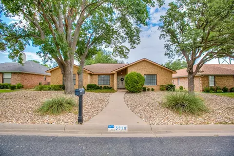 3218 Cedarhill Dr, San Angelo, TX 76904