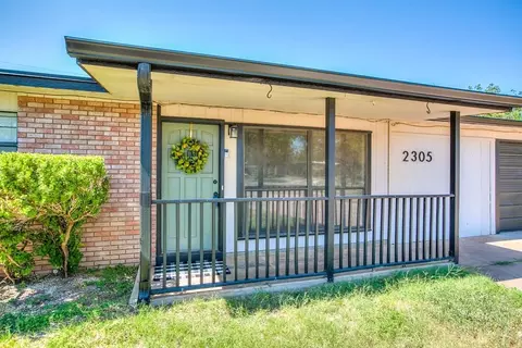 2305 Oxford Cir, San Angelo, TX 76904