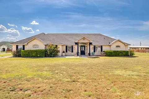 7593 Plantation Ct, Wall, TX 76957