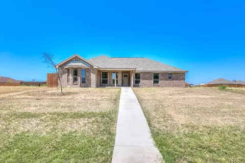 1929 S Concho Dr, San Angelo, TX 76904