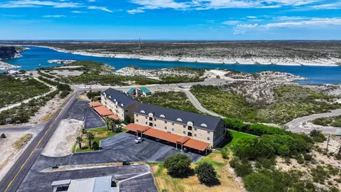 7164 Texas R2, Del Rio, TX 78840