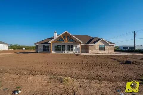 9502 Grey Wolf Ln, San Angelo, TX 76901