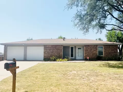 1801 Cordell Dr, San Angelo, TX 76903