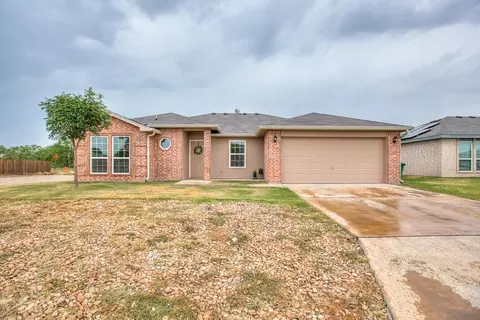 1301 Elmo Ln, San Angelo, TX 76905