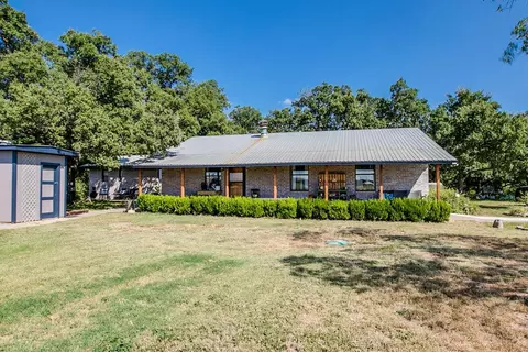 9250 N Valley Dr, San Angelo, TX 76905