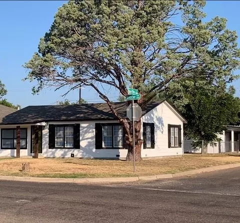 2402 Webster Ave, San Angelo, TX 76903
