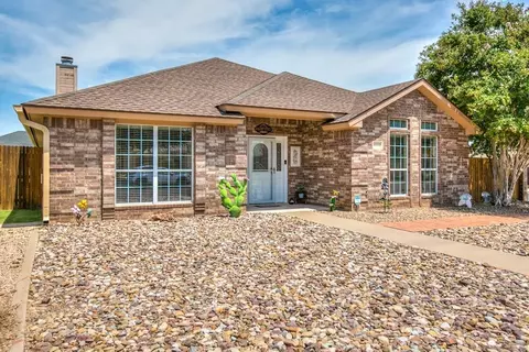 4302 Green Meadow Dr, San Angelo, TX 76904