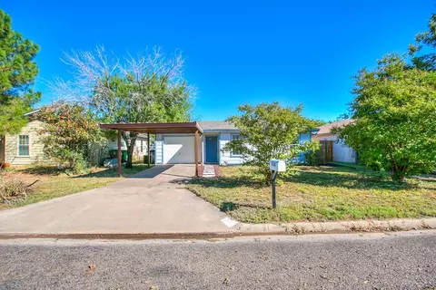 938 E 40th St, San Angelo, TX 76903