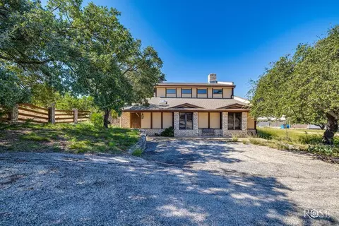 120 Kings Ct, Sonora, TX 76950