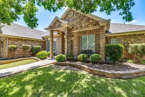 4833 N Bentwood Dr, San Angelo, TX 76904