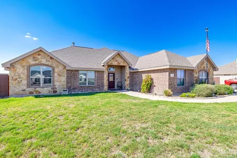 4975 Grey Wolf Ln, San Angelo, TX 76901