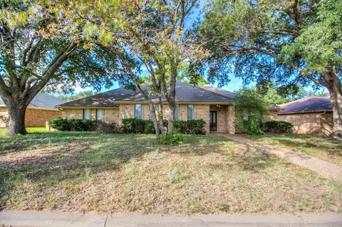 3438 Grandview Dr, San Angelo, TX 76904