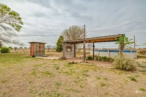 Exterior - 8862 Loop 570, Wall, TX 76957 photo 4 of 4