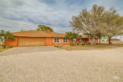 Exterior - 8862 Loop 570, Wall, TX 76957 photo 2 of 4