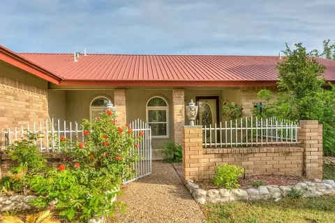 206 Crestwood Dr, San Angelo, TX 76903
