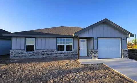 1722 La Follette St, San Angelo, TX 76905