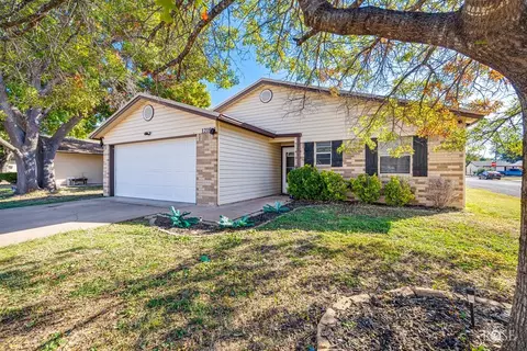 1218 Toby Ln, San Angelo, TX 76903