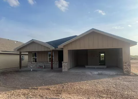 1013 Claborne Ct, San Angelo, TX 76903