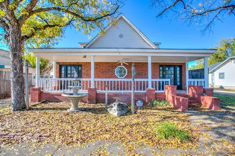 15 S Jackson St, San Angelo, TX 76901