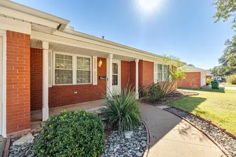 268 Westwood Dr, San Angelo, TX 76901