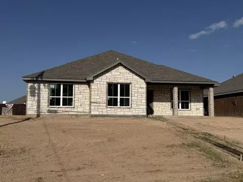 1925 S Concho Dr, San Angelo, TX 76904