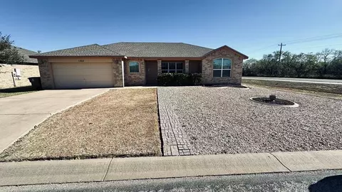 1202 Johnny Ln, San Angelo, TX 76905