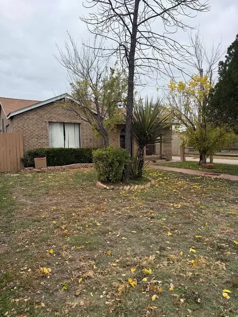 208 E 27th St, San Angelo, TX 76903