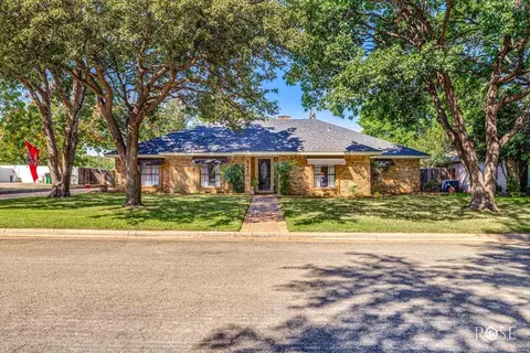 5410 Lake Tr Ct, San Angelo, TX 76904