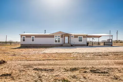 191 County Rd 470, Miles, TX 76861