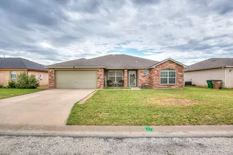 1214 Johnny Ln, San Angelo, TX 76905