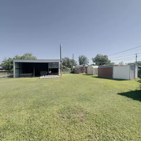 418 E 39th St, San Angelo, TX 76903